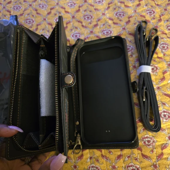 Google Pixel 9 Pro XL Wallet Case – Wristlet & Crossbody – Brand New - Picture 5 of 8